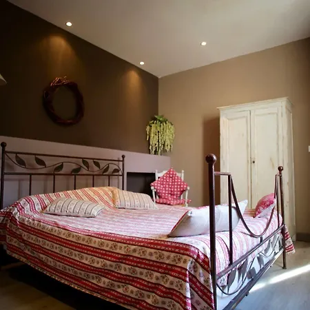 Domaine De La Fosse Bed & Breakfast 3*
