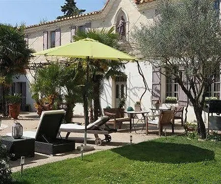 Domaine De La Fosse 3*